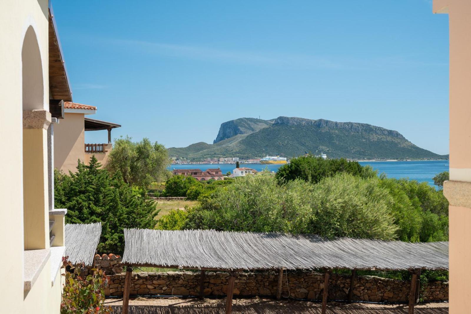 Spiaggia Bianca Pedra Rosa - Your House In Sardinia Golfo Aranci Dış mekan fotoğraf